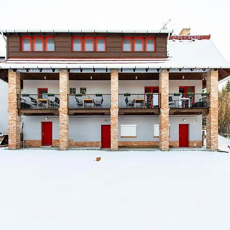 Gæstehus Natali Vendeghaz Es Etterem Matra