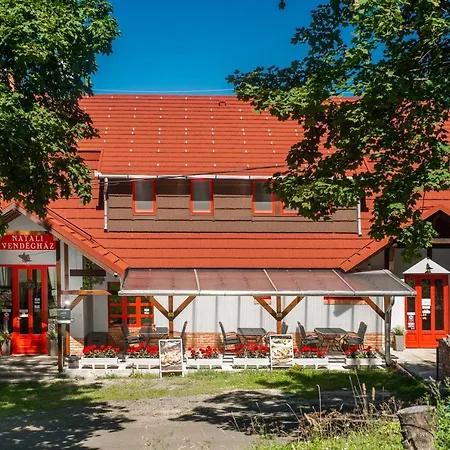 Natali Vendeghaz Es Etterem Matra 3*