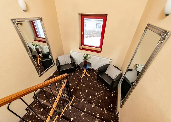 Natali Vendeghaz Es Etterem Matra 3*