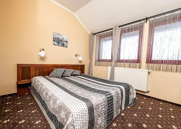 Natali Vendeghaz Es Etterem Matra Pensjonat Matraszentlaszlo