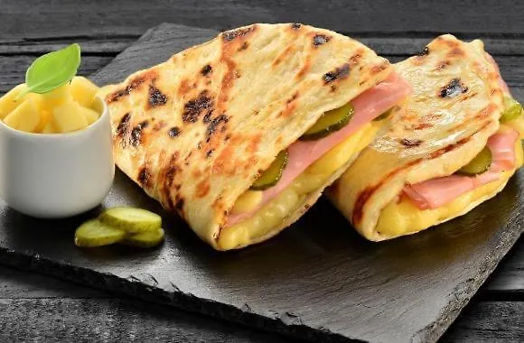 Natali Vendeghaz Es Etterem Matra Pensjonat