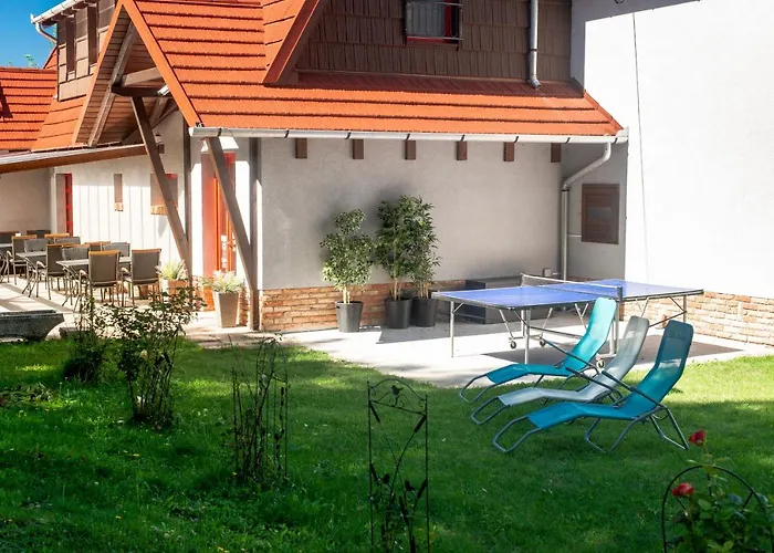 Natali Vendeghaz Es Etterem Matra Pensjonat 3*