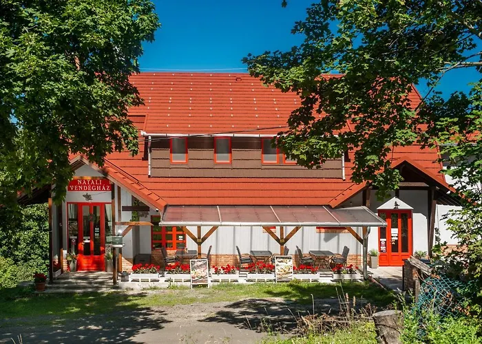 Natali Vendeghaz Es Etterem Matra 3*