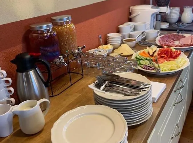 Natali Vendeghaz Es Etterem Matra 3*